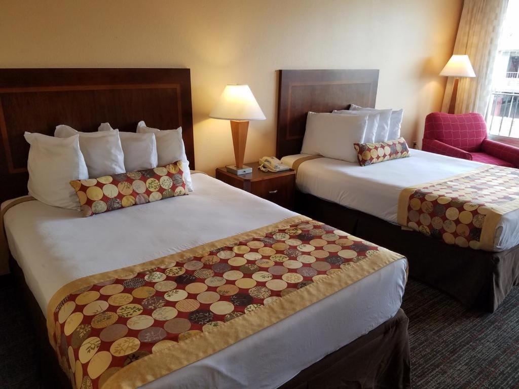 Sun Inn And Suites Кисими Екстериор снимка