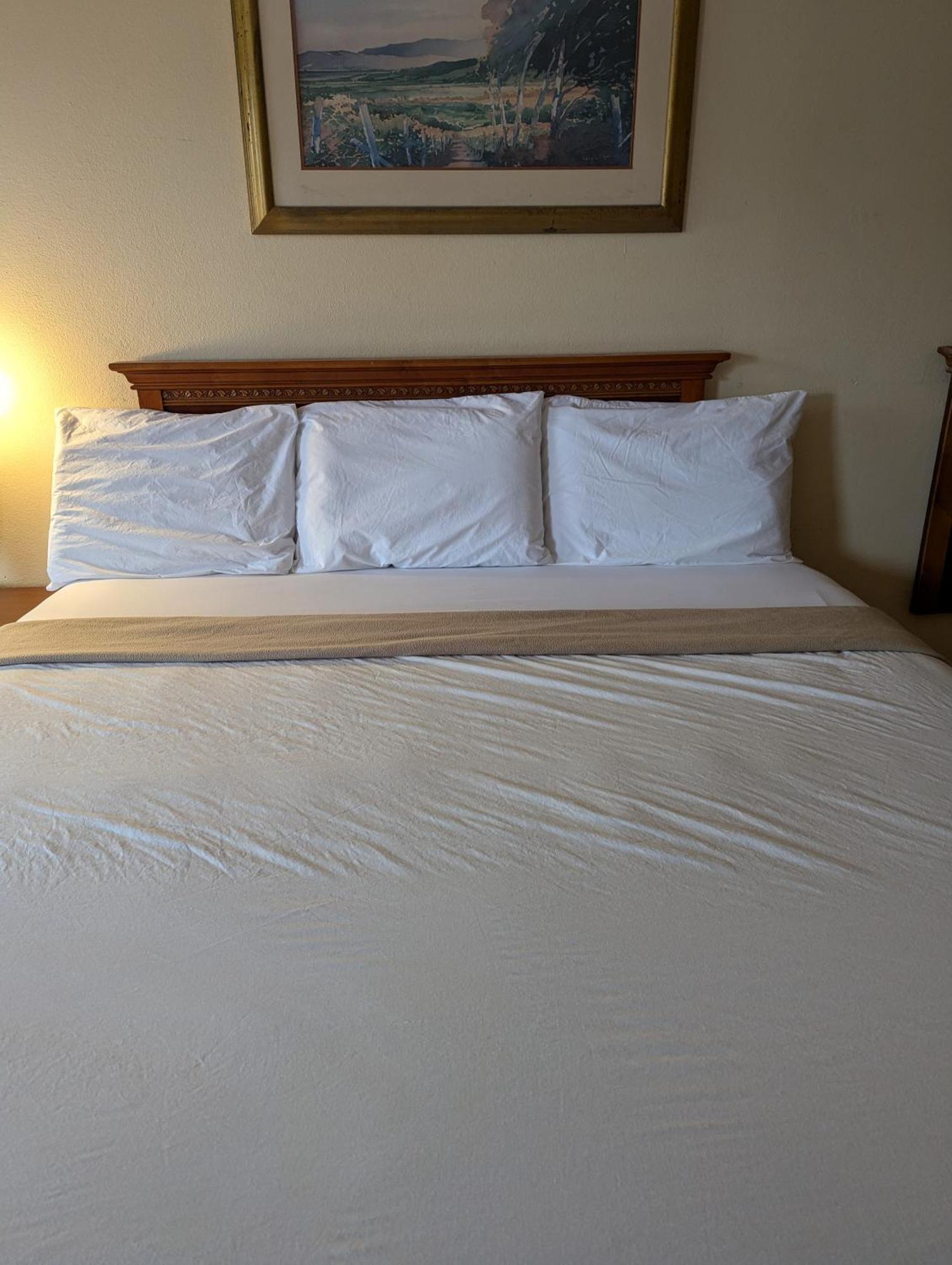 Sun Inn And Suites Кисими Екстериор снимка