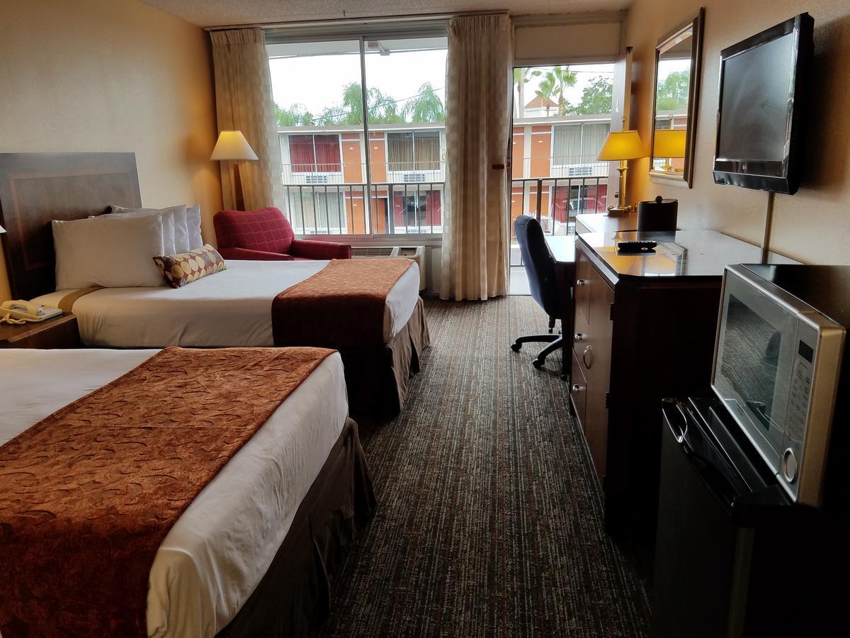 Sun Inn And Suites Кисими Екстериор снимка