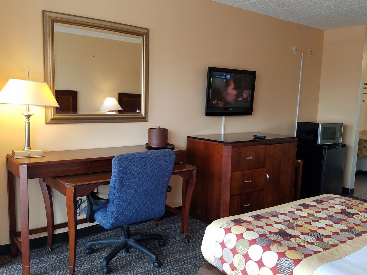 Sun Inn And Suites Кисими Екстериор снимка