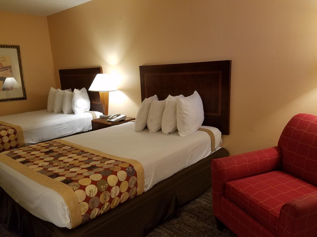 Sun Inn And Suites Кисими Екстериор снимка