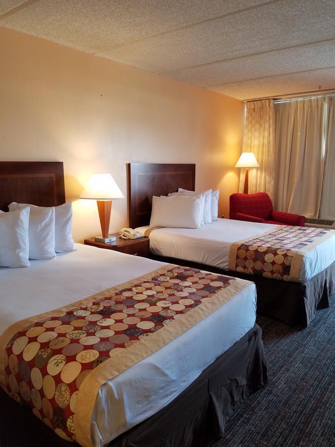 Sun Inn And Suites Кисими Екстериор снимка