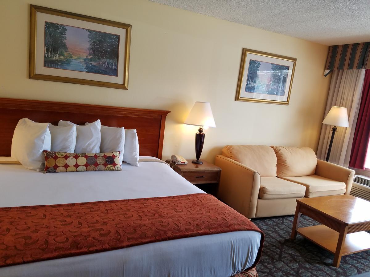 Sun Inn And Suites Кисими Екстериор снимка